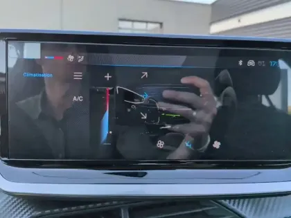 Photo 39 Peugeot 208  Hybrid 110 e-DCS6