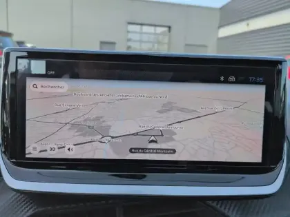 Photo 38 Peugeot 208  Hybrid 110 e-DCS6