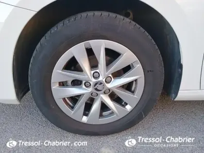 Photo 14 Skoda Fabia  1.0 TSI 95 ch BVM5 Ambition