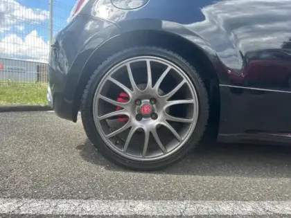 Photo 10 Abarth 500c  1.4 Turbo T-Jet 180ch 595 Competizione BVA