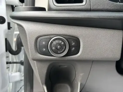 Photo 26 Ford Transit Custom  Fg 300 L2H1 2.0 EcoBlue 130 Trend Business 7cv