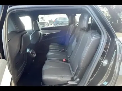 Photo 10 Peugeot 5008  Hybrid 136ch GT e-DCS6