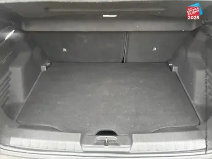 Photo 28 Jeep Avenger  1.2 Turbo T3 100ch MHEV Altitude BVR6 eHybrid GPS Camera Carplay