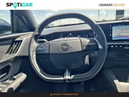 Photo 8 Opel Grandland  1.2 Turbo Hybrid 145ch Edition e-DCT6