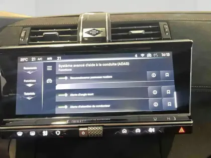 Photo 29 DS DS 7  1.6 Plug-in Hybrid 225ch Edition France