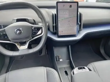 Photo 7 Volvo Ex30  Single Extended Range 272ch Ultra