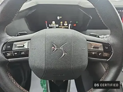 Photo 27 DS DS 4  BlueHDi 130ch Performance Line + Automatique