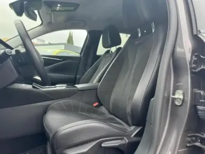 Photo 9 DS DS 4  BlueHDi 130ch Performance Line + Automatique