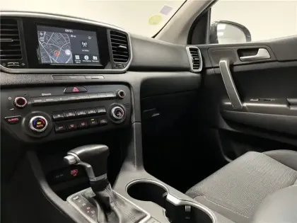 Photo 10 Kia Sportage 1.6 CRDI 136 ISG 4X2 DCT7