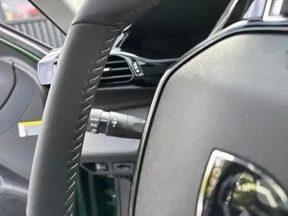 Photo 17 Peugeot 308  PureTech 130ch S&S BVM6 Active Pack