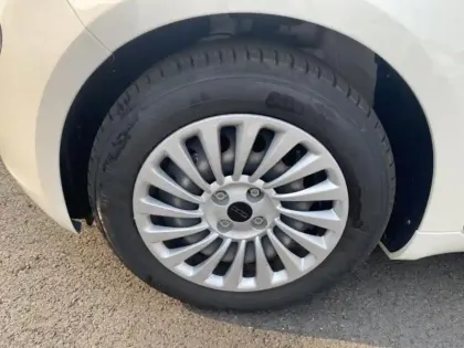 Photo 8 Fiat 500  e 95ch action