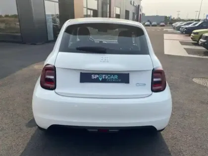 Photo 5 Fiat 500  e 95ch action