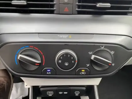 Photo 28 Hyundai Bayon  1.0 T-GDi 100 DCT-7