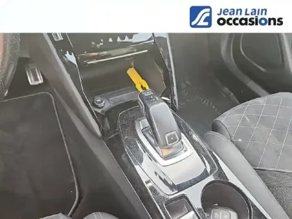 Photo 12 Peugeot 2008  PureTech 155 S&S EAT8