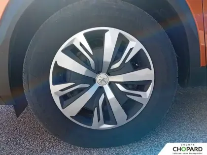 Photo 21 Peugeot 2008  PureTech 100 S&S BVM6