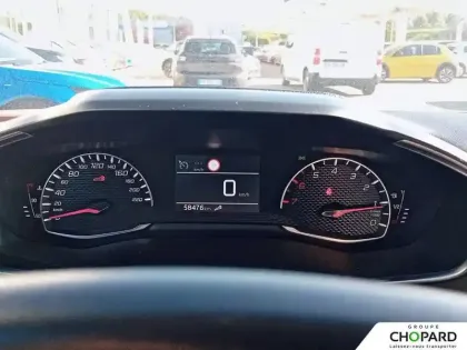 Photo 16 Peugeot 2008  PureTech 100 S&S BVM6