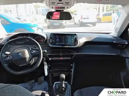 Photo 11 Peugeot 2008  PureTech 100 S&S BVM6