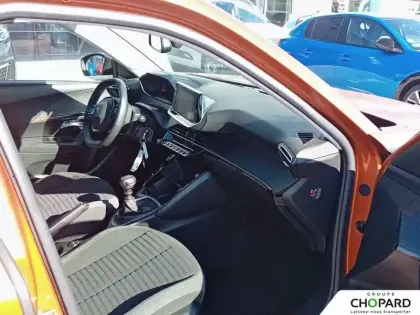 Photo 12 Peugeot 2008  PureTech 100 S&S BVM6