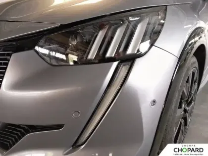 Photo 24 Peugeot 208  PureTech 100 S&S BVM6