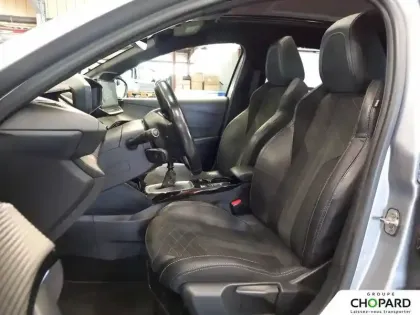 Photo 10 Peugeot 208  PureTech 100 S&S BVM6