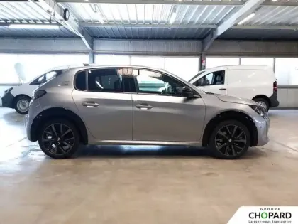 Photo 33 Peugeot 208  PureTech 100 S&S BVM6