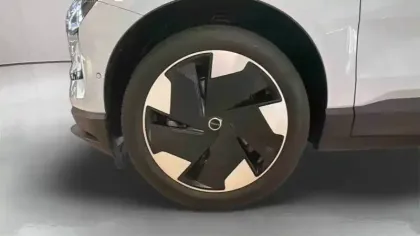 Photo 36 Volvo Ex30  Single Extended Range 272 ch 1EDT