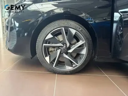 Photo 10 Peugeot 308  SW PHEV 180 e-EAT8