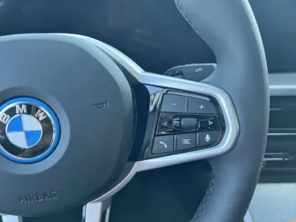 Photo 49 BMW I4  eDrive40 340 ch BVA