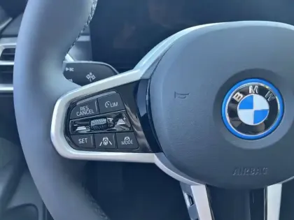 Photo 48 BMW I4  eDrive40 340 ch BVA