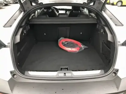 Photo 25 Peugeot 408  Electrique 58 kWh 210ch