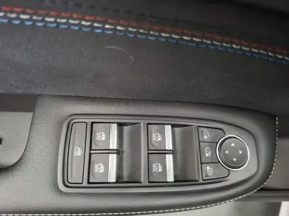 Photo 35 Renault Arkana  E-Tech full hybrid 145 GSR2