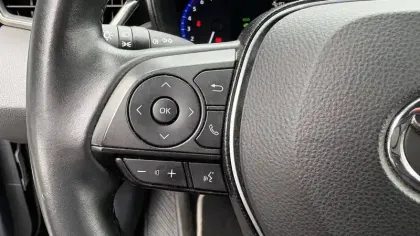 Photo 15 Toyota Corolla  Hybride 122h