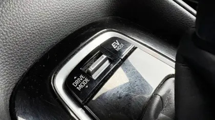 Photo 25 Toyota Corolla  Hybride 122h