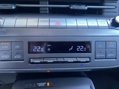 Photo 39 Hyundai Kona  Electrique 65 kWh - 217 ch