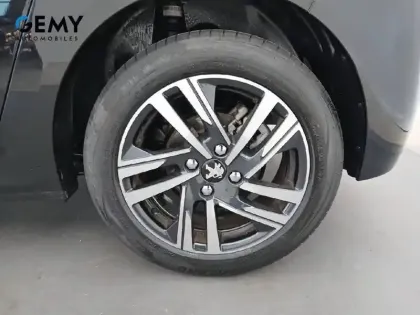 Photo 10 Peugeot 208  PureTech 100 S&S EAT8