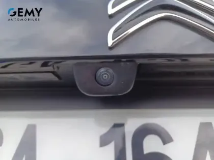 Photo 38 Citroën C4 e- 136 ch Automatique