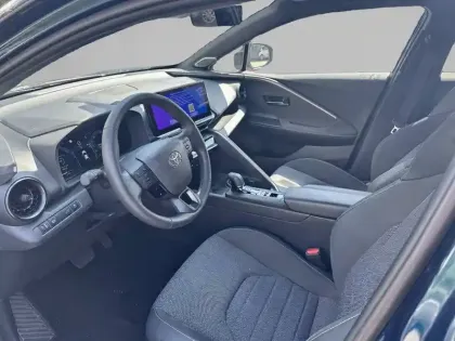 Photo 10 Toyota C-HR  Hybride 200