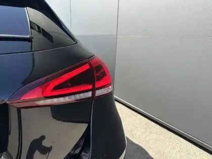 Photo 7 Mercedes Classe A  250 e 8G-DCT