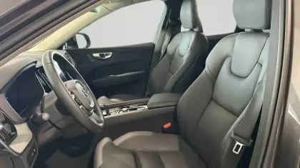 Photo 11 Volvo Xc60  T6 AWD Hybride rechargeable 253 ch+145 ch Geartronic 8