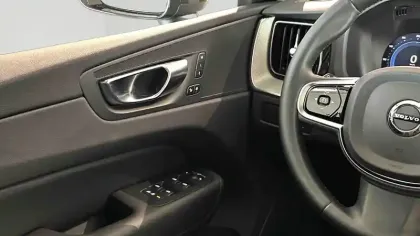 Photo 15 Volvo Xc60  T6 AWD Hybride rechargeable 253 ch+145 ch Geartronic 8