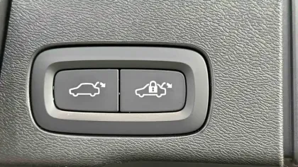 Photo 5 Volvo Xc60  T6 AWD Hybride rechargeable 253 ch+145 ch Geartronic 8