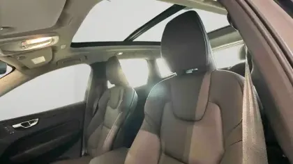 Photo 22 Volvo Xc60  T6 AWD Hybride rechargeable 253 ch+145 ch Geartronic 8