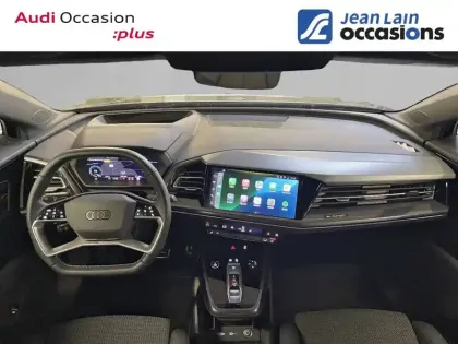 Photo 17 Audi Q4  e-tron 45 285 ch 82 kWh