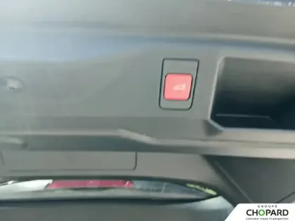 Photo 87 Peugeot 5008  Hybrid 145 e-DCS6