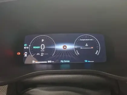 Photo 36 Renault Arkana  E-Tech full hybrid 145 GSR2