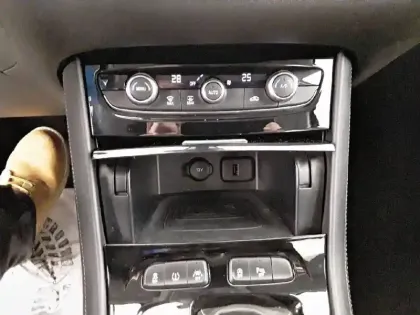 Photo 32 Opel Grandland X  1.2 Turbo 130 ch BVA8