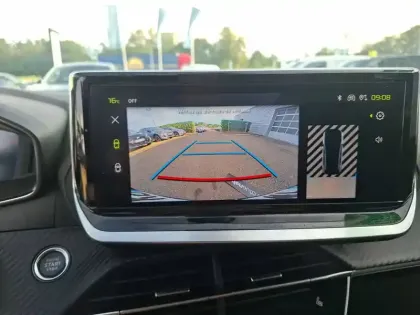 Photo 16 Peugeot 208  Hybrid 100 e-DCS6