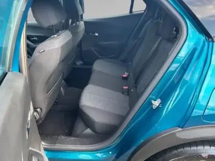 Photo 34 Peugeot 2008  Hybrid 145 e-DCS6