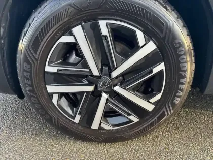 Photo 35 Peugeot 2008  Hybrid 145 e-DCS6