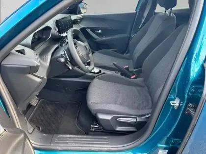 Photo 33 Peugeot 2008  Hybrid 145 e-DCS6